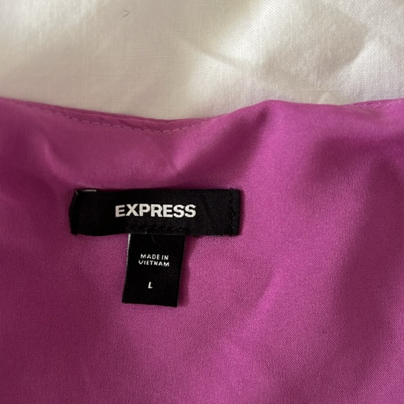 Express - Picture 2 of 3